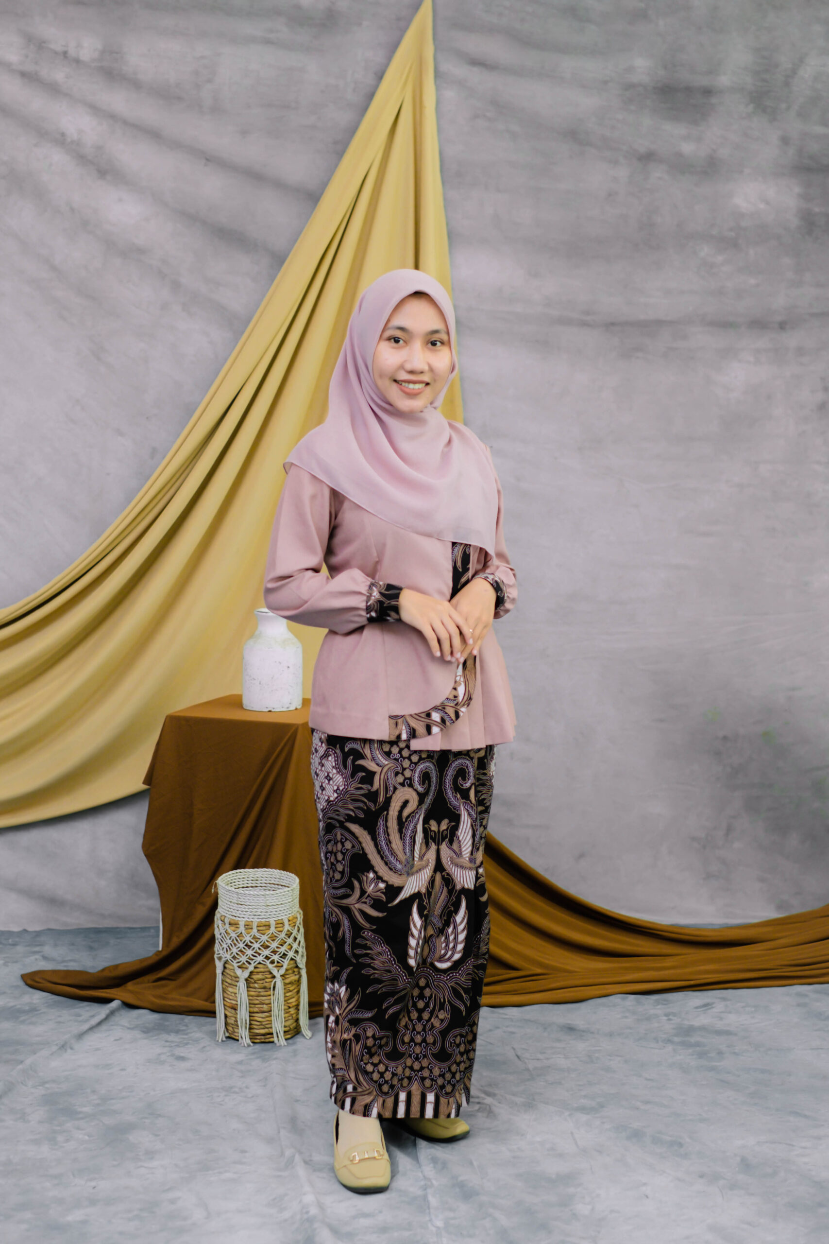 PIPIN ARIYANTI, S.E