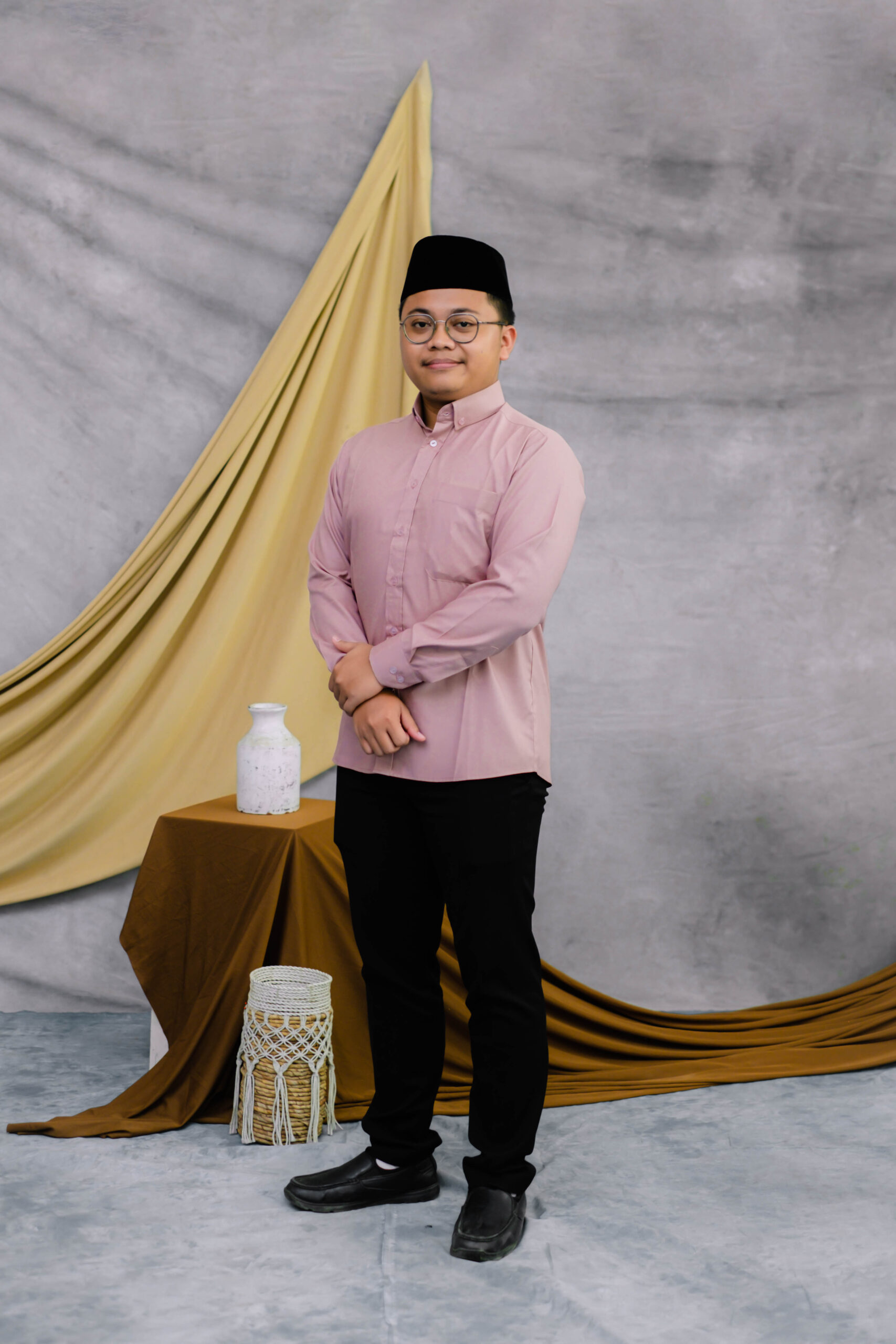 MUHAMMAD HAIDAR FIKRI KURNIALI, S.IP